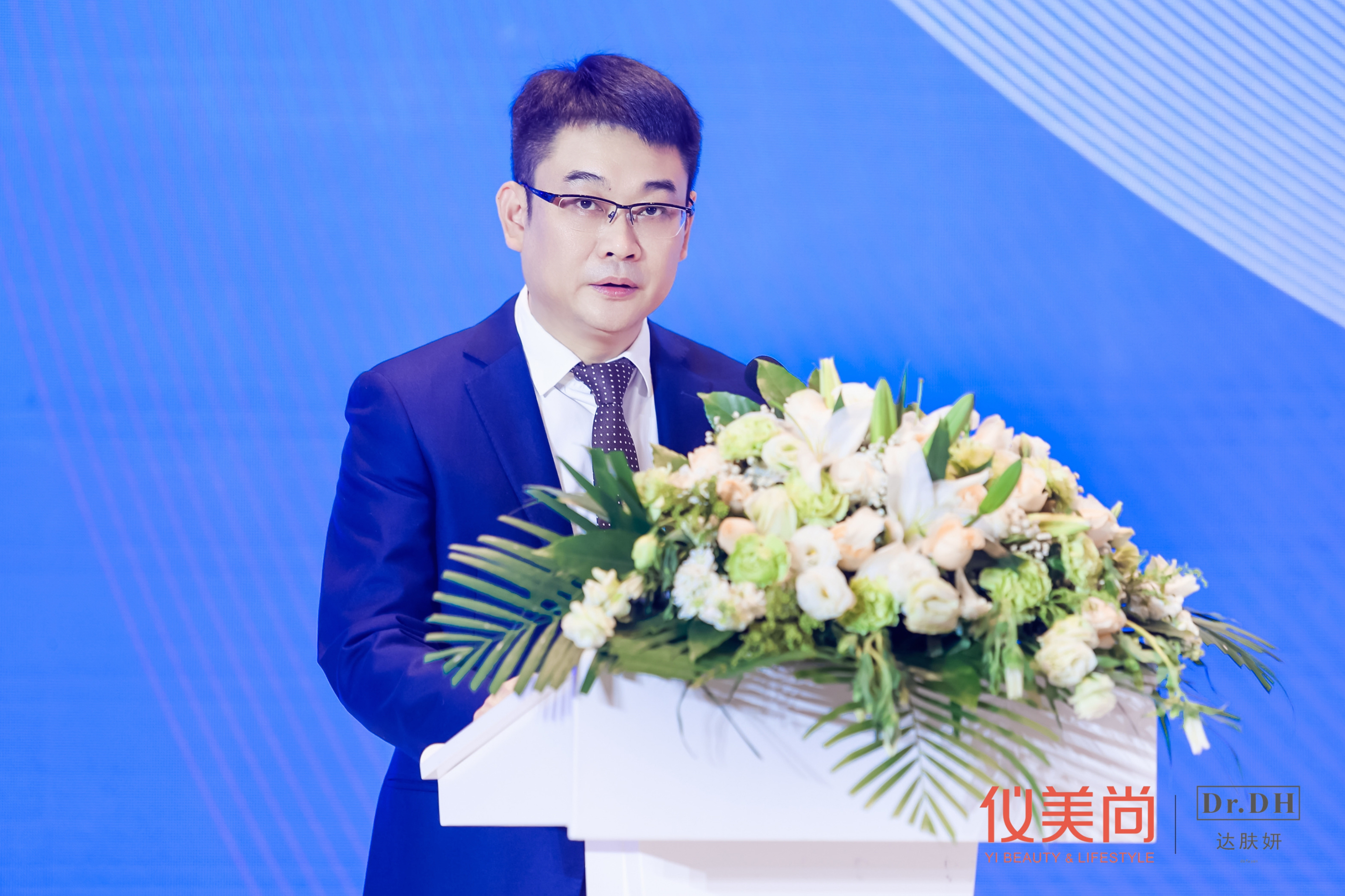 老簡.jpg