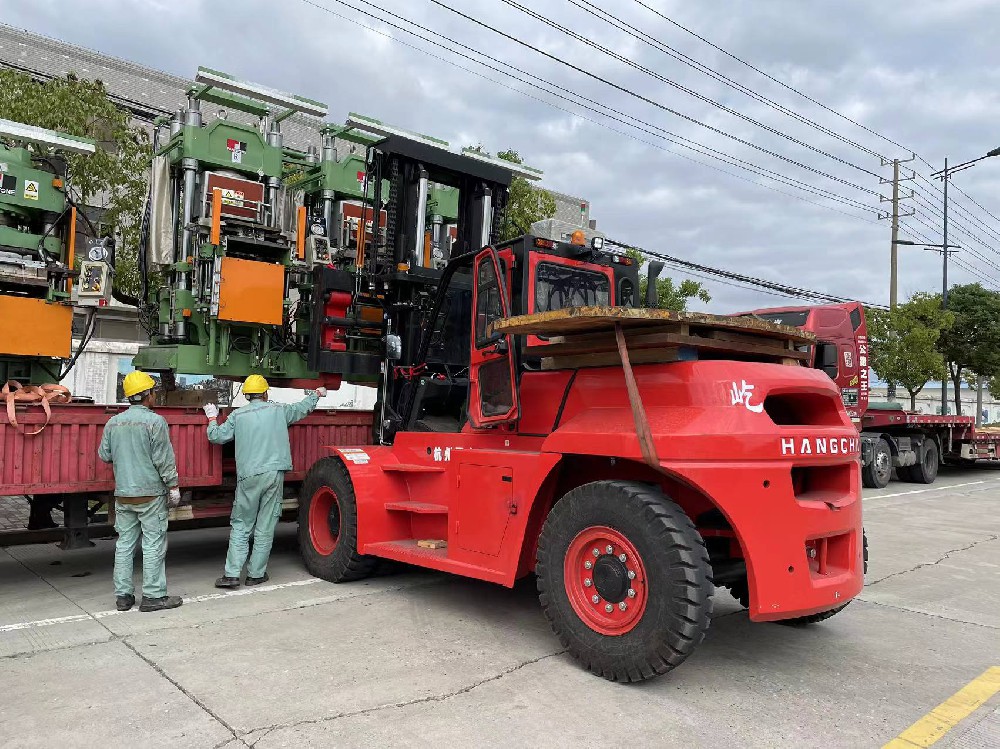 設(shè)備搬運(yùn)